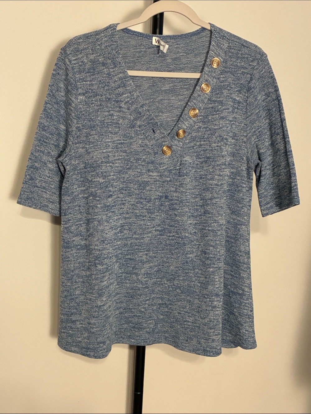 Wonderland Blue Heathered V-Neck Short Sleeve Knit Top Button Detail Medium
